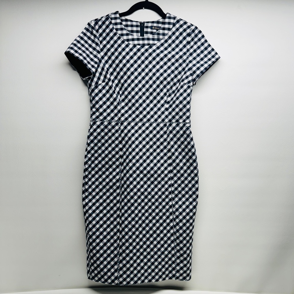 Brooks Brothers pencil professional dress size 4